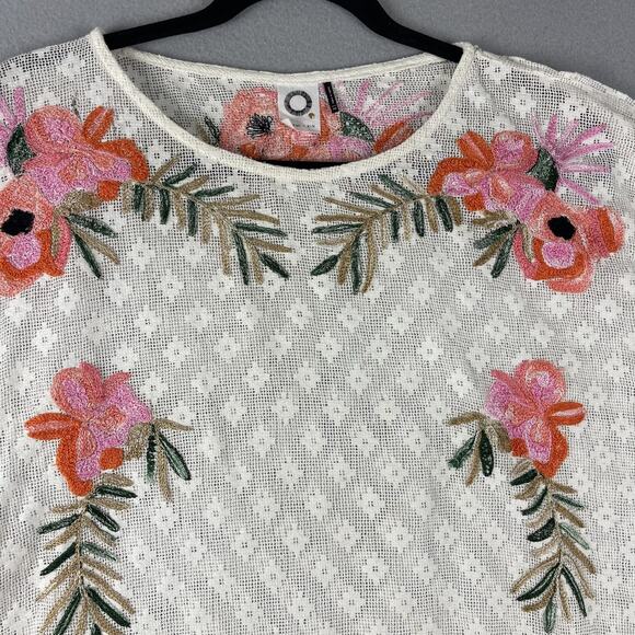 Anthropologie Akemi Kin Poncho Top Womens XS Floral Crochet Grandma Artsy FLAW - Picture 2 of 12